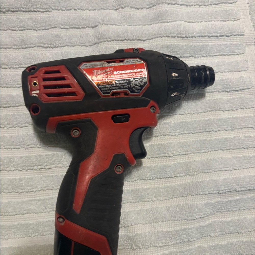 Milwaukee m12 Cordless Screwdriver in Red and Black
